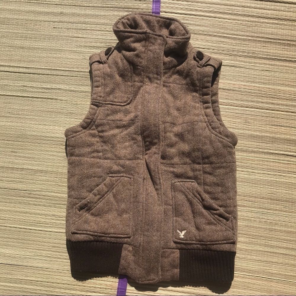American Eagle Vest